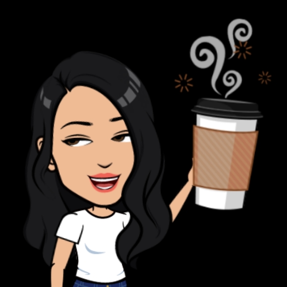 Meet your Posher, Emmy - Picture 2 of 2